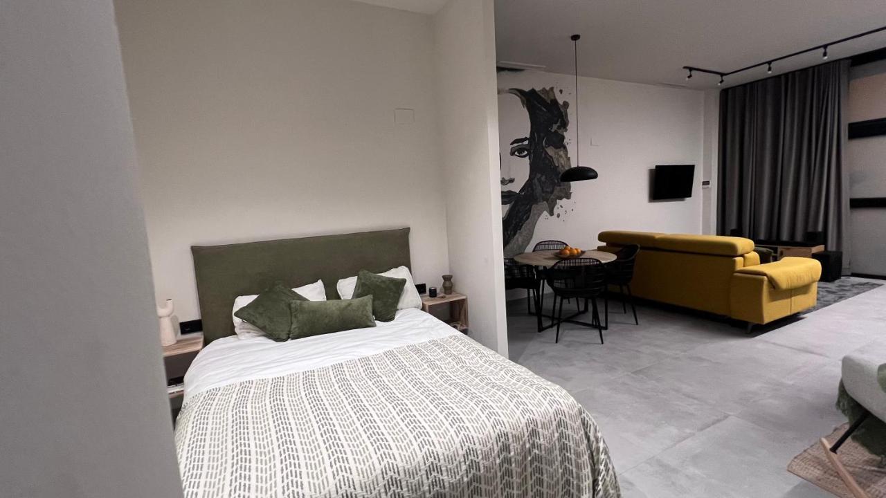 Nordik Apartment Валенсия Екстериор снимка