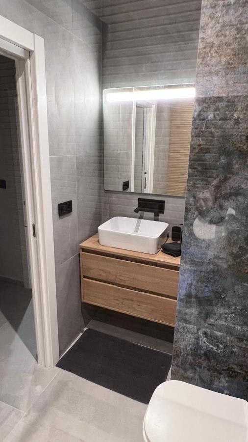 Nordik Apartment Валенсия Екстериор снимка