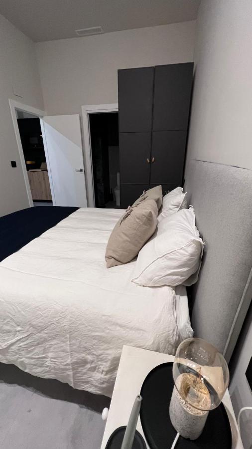 Nordik Apartment Валенсия Екстериор снимка