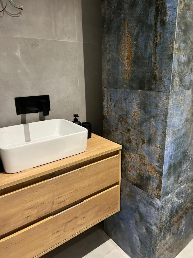 Nordik Apartment Валенсия Екстериор снимка